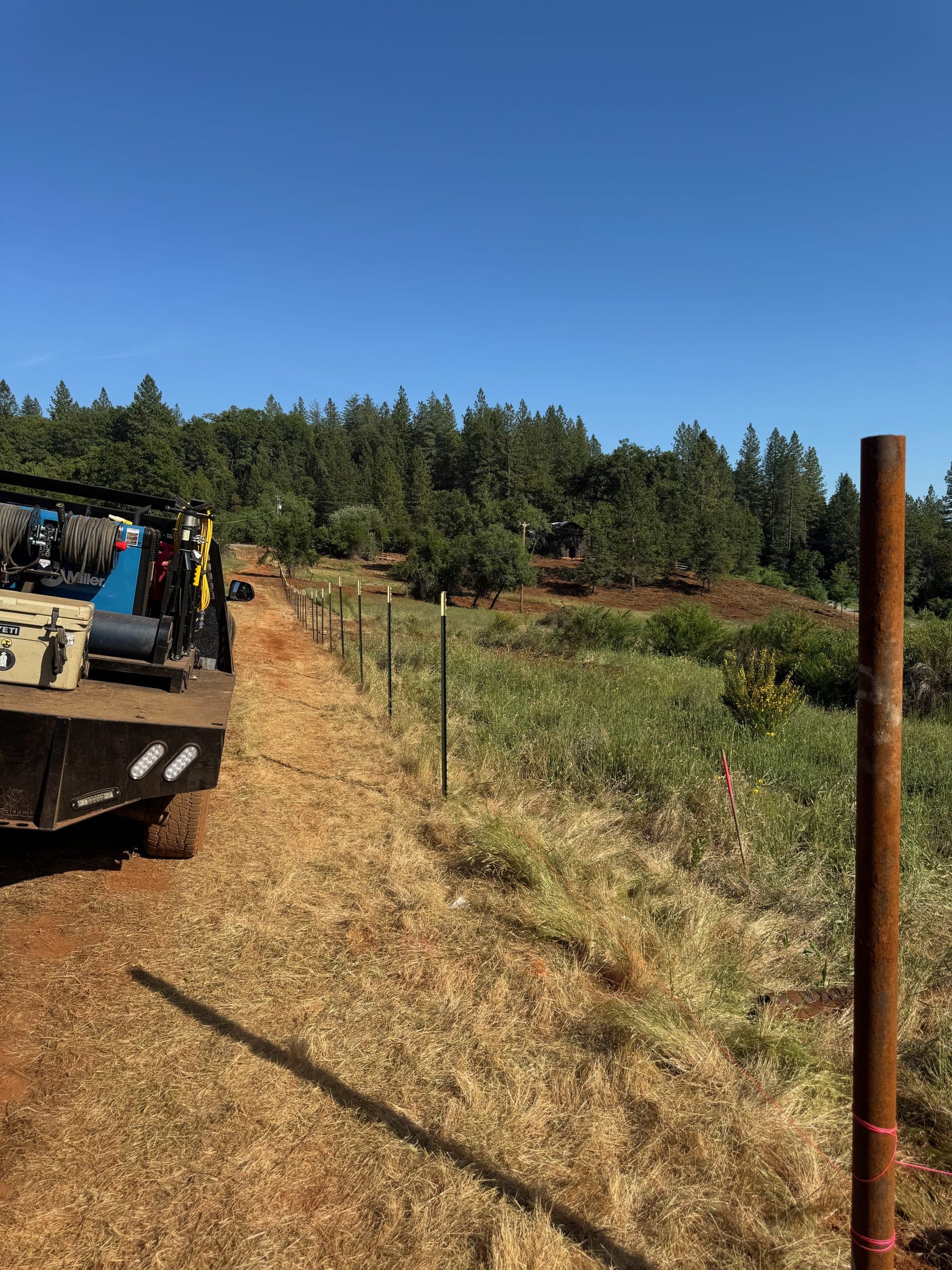 Fencing, Gates & Welding project photo 1